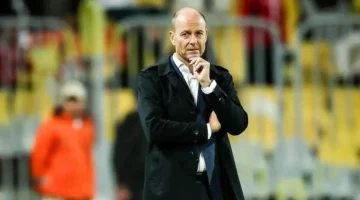 كواليس غرفة الملابس.. كولر يشيد بثلاثي الأهلي ويوجه رسالة خاصة لإمام عاشور